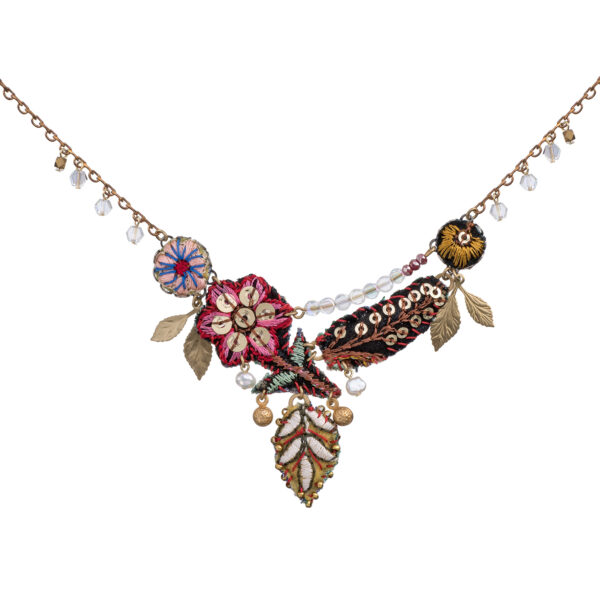 Collier  Embroidered Garden